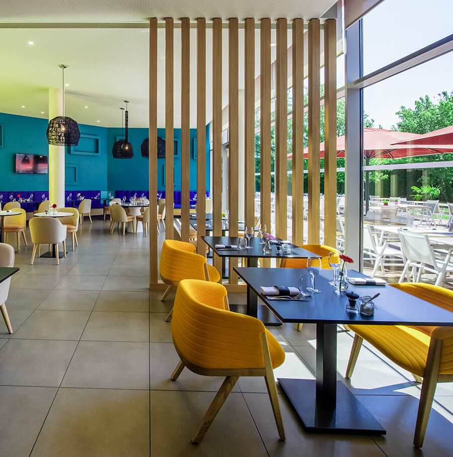 Restaurant moderne et cosy